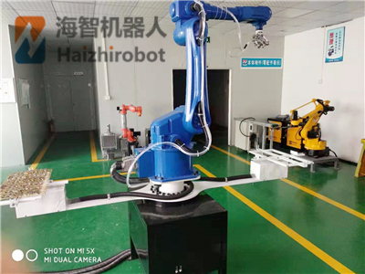 轉台噴塗機器人