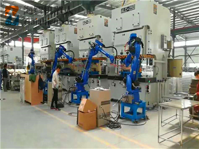 六軸衝壓機器人