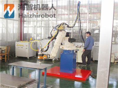 工業機器人故障