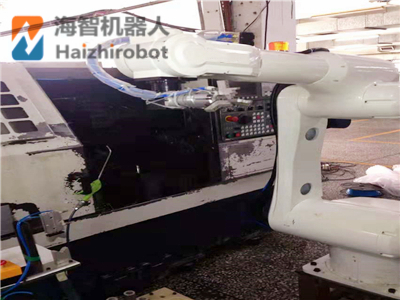 車床上下料工業機器人