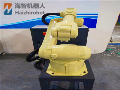 噴塗機器人主體