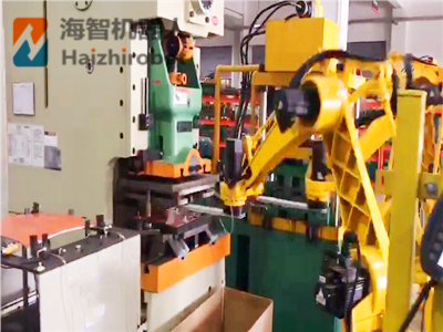 衝床機械手聯機