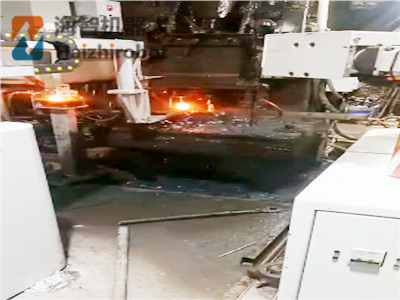 擺臂衝壓機械手 擺臂衝壓機械手