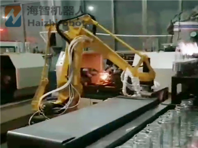 上下料機械手設備 上下料機械手設備