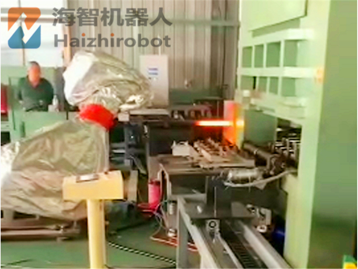 熱鍛機器人上料自動化 熱鍛機機械手上下料(圖1) 熱鍛機器人上料自動化 熱鍛機機械手上下料(圖1)