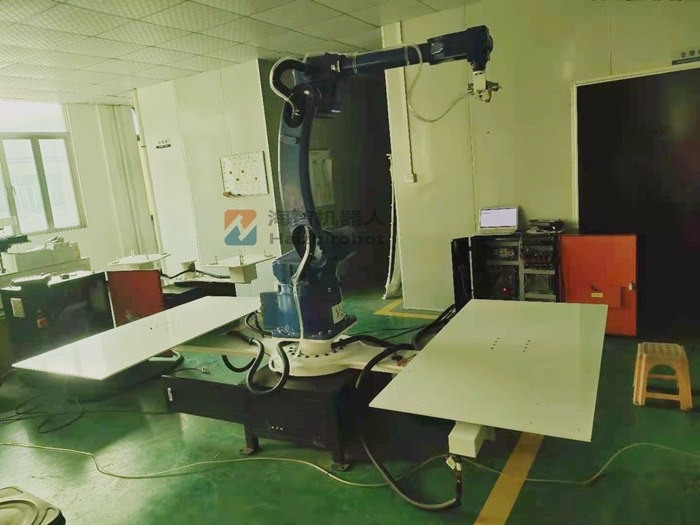 大件噴漆機器人定製機型!(圖1) 大件噴漆機器人定製機型!(圖1)