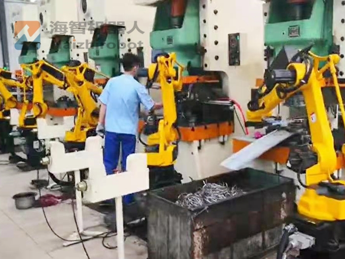 衝壓自動機械手生產案例(圖1) 衝壓自動機械手生產案例(圖1)