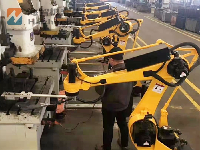 衝床自動設備機械手(圖1)