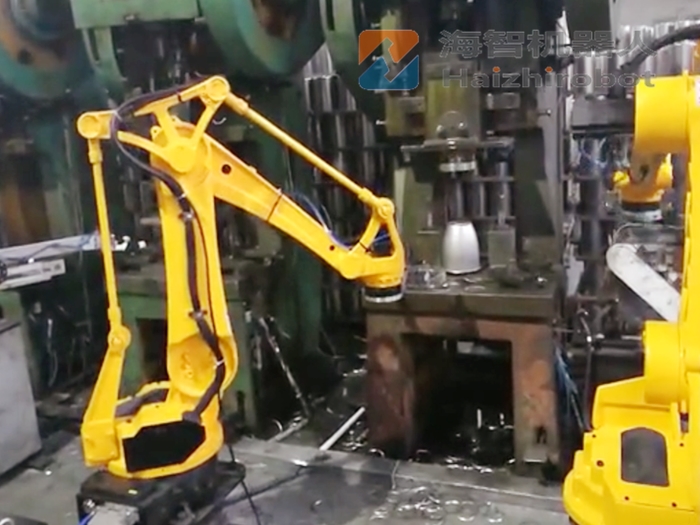 衝床拉伸自動機械手(圖1)